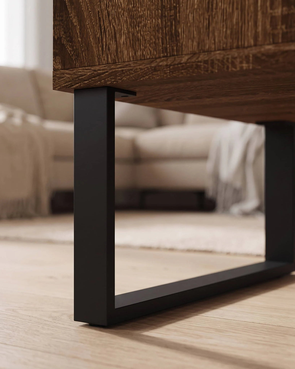 Gros plan sur le pietement de la table basse